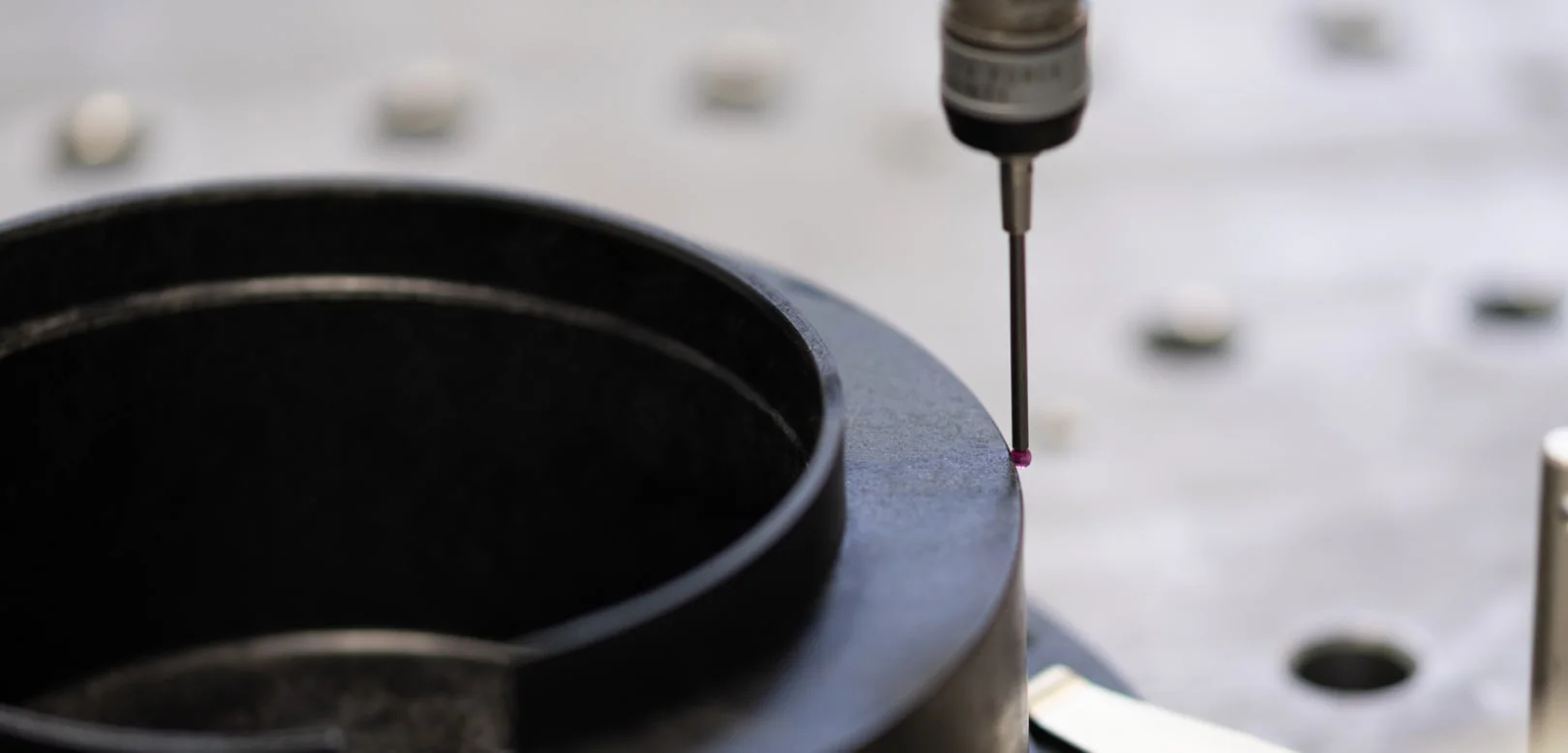 Esperienza e Innovazione nella Lavorazione delle Materie Plastiche